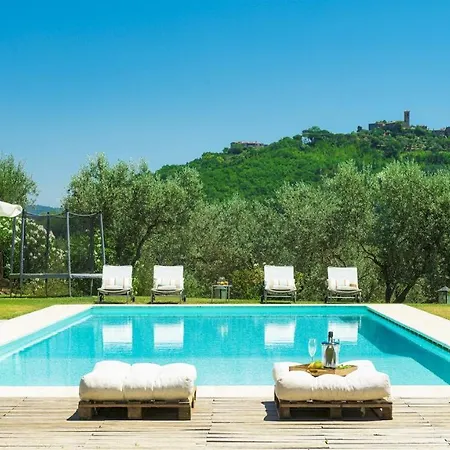 Al Belvedere 6&2, Emma Civitella Benazzone