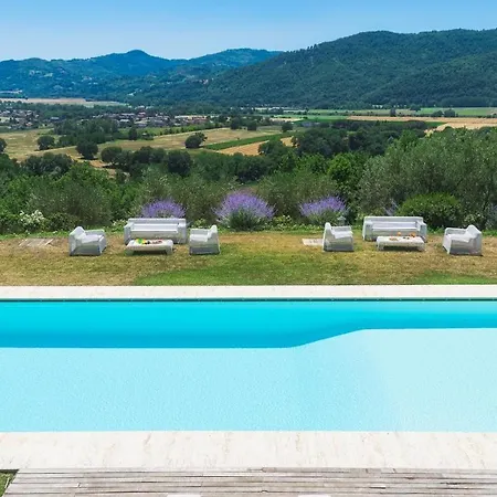 Al Belvedere 6&2, Emma Villa Civitella Benazzone
